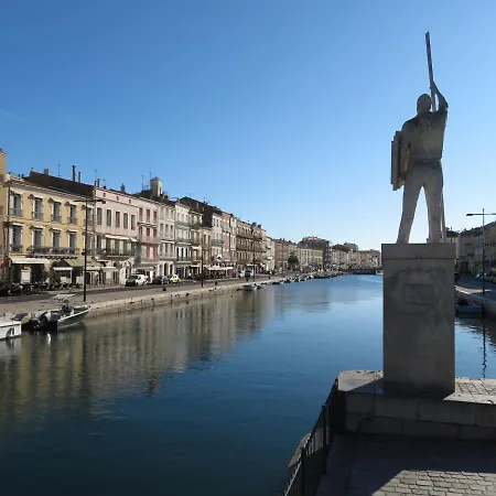 Sete, 2 Pieces, 4 Personnes - Fr-1-338-165 * Sète